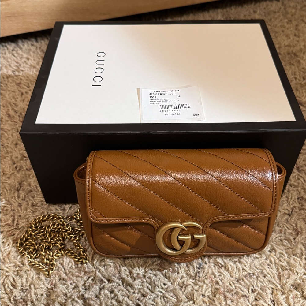Gucci Supermini Marmont Bag